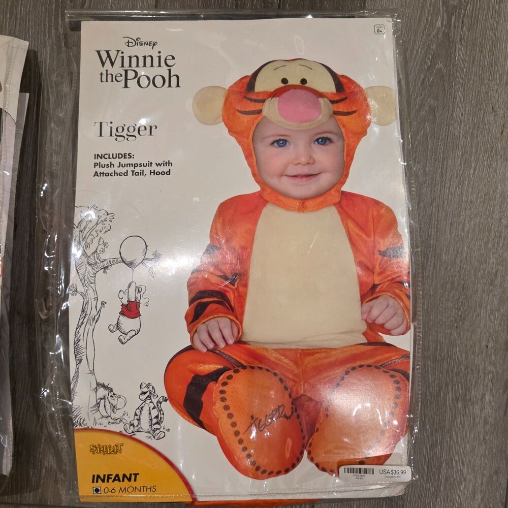 Disney Winnie Pooh Baby Infant Tigger Costume 0-6 Month Jumpsuit W/ Tail & Hood